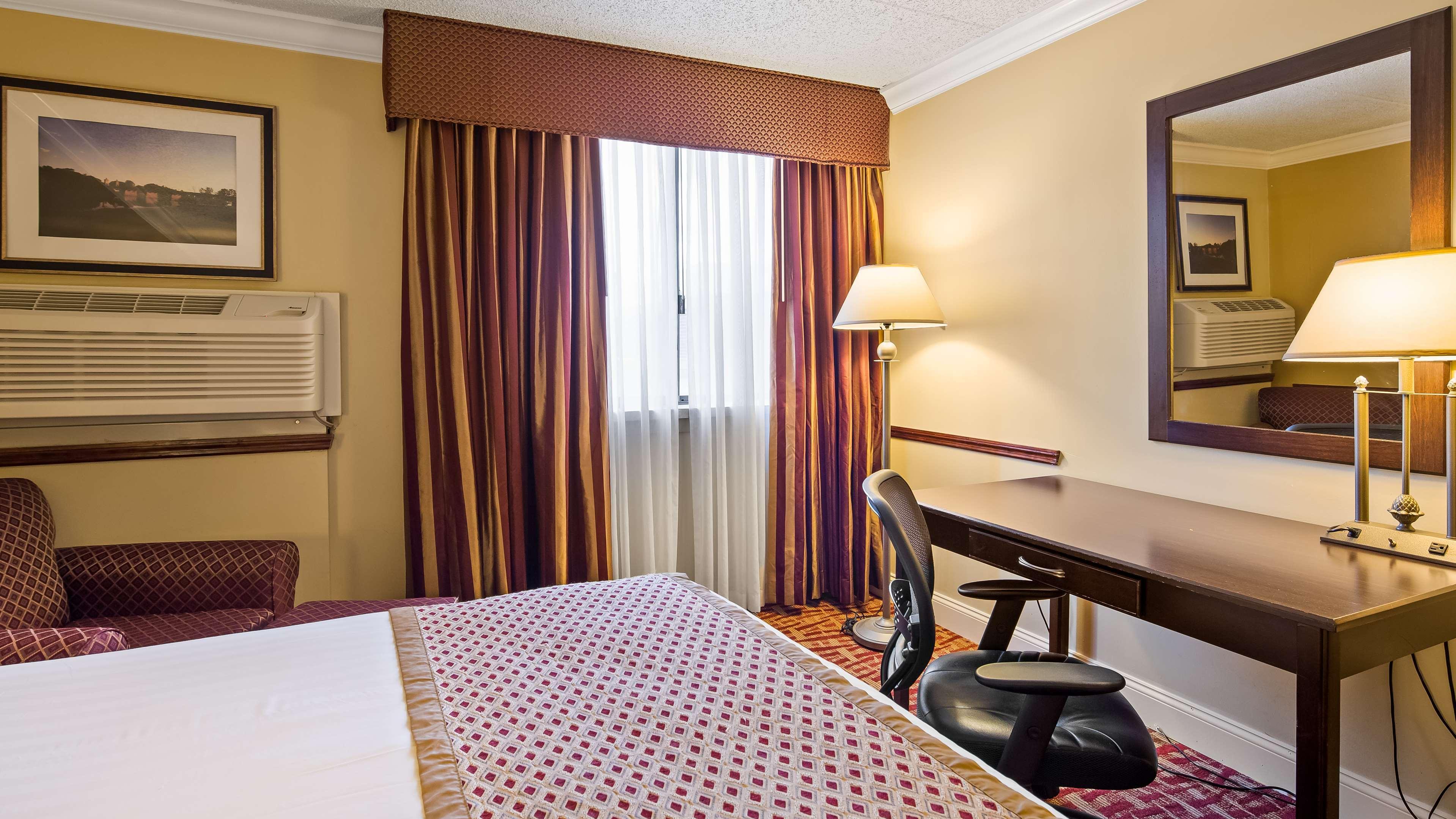 Best Western Plus Wilkes Barre Center City Exterior foto